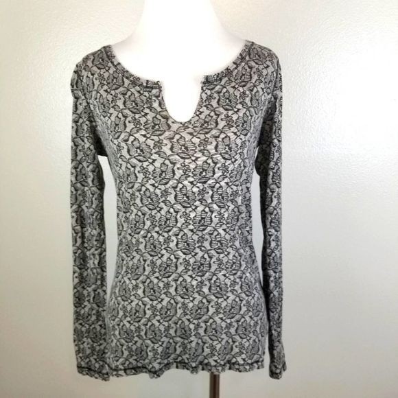 Lucky Brand B&W Floral Knit Top Size Small - Picture 2 of 7